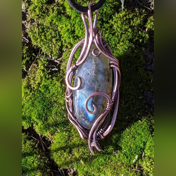Artisan Jewelry - Hand Crafted Labradorite Gemstone Copper Medallion Cord Necklace Fairycore St…